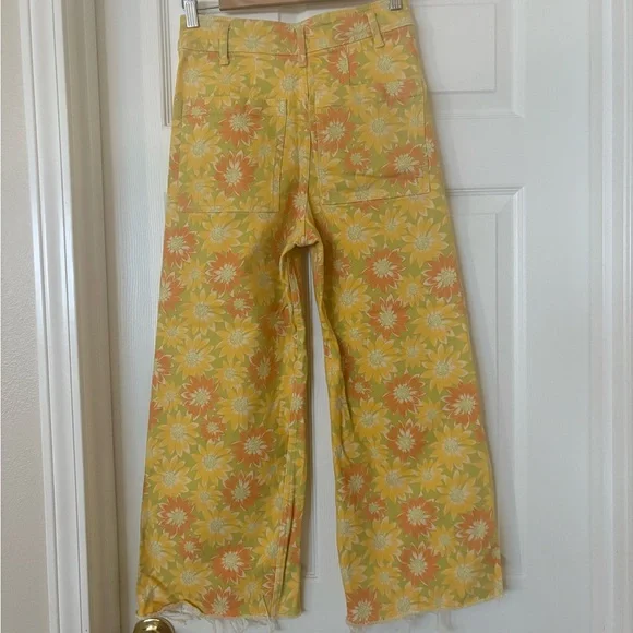 Zara Sunflower Print Pants in Yellow and Orange - Picture 5 of 7